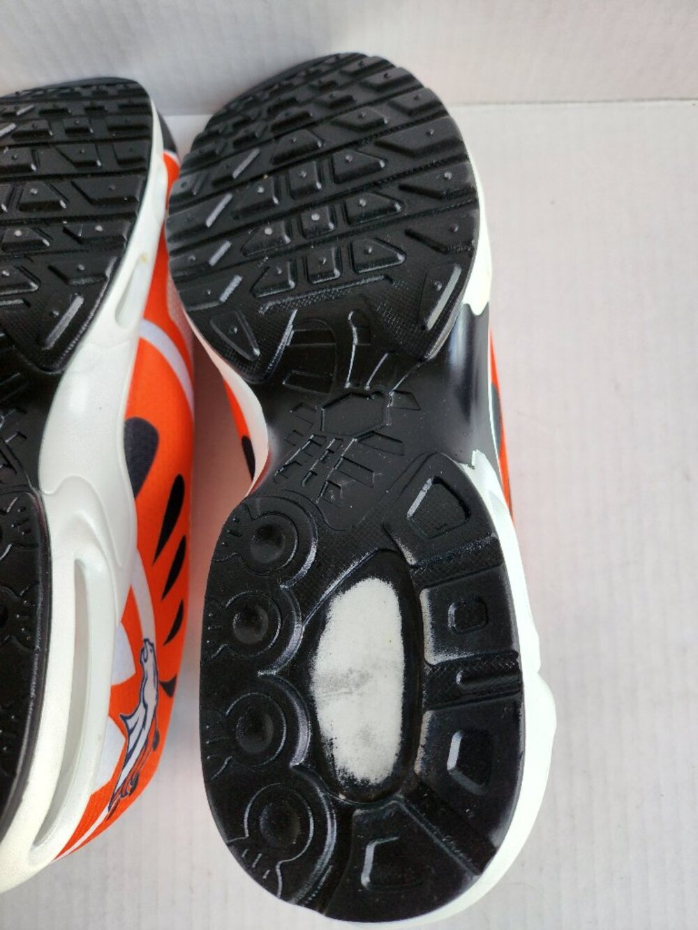 Men's Denver Broncos "James‎ Townley" Custom Performance Sneakers  Size 11 NWOT - Picture 12 of 13